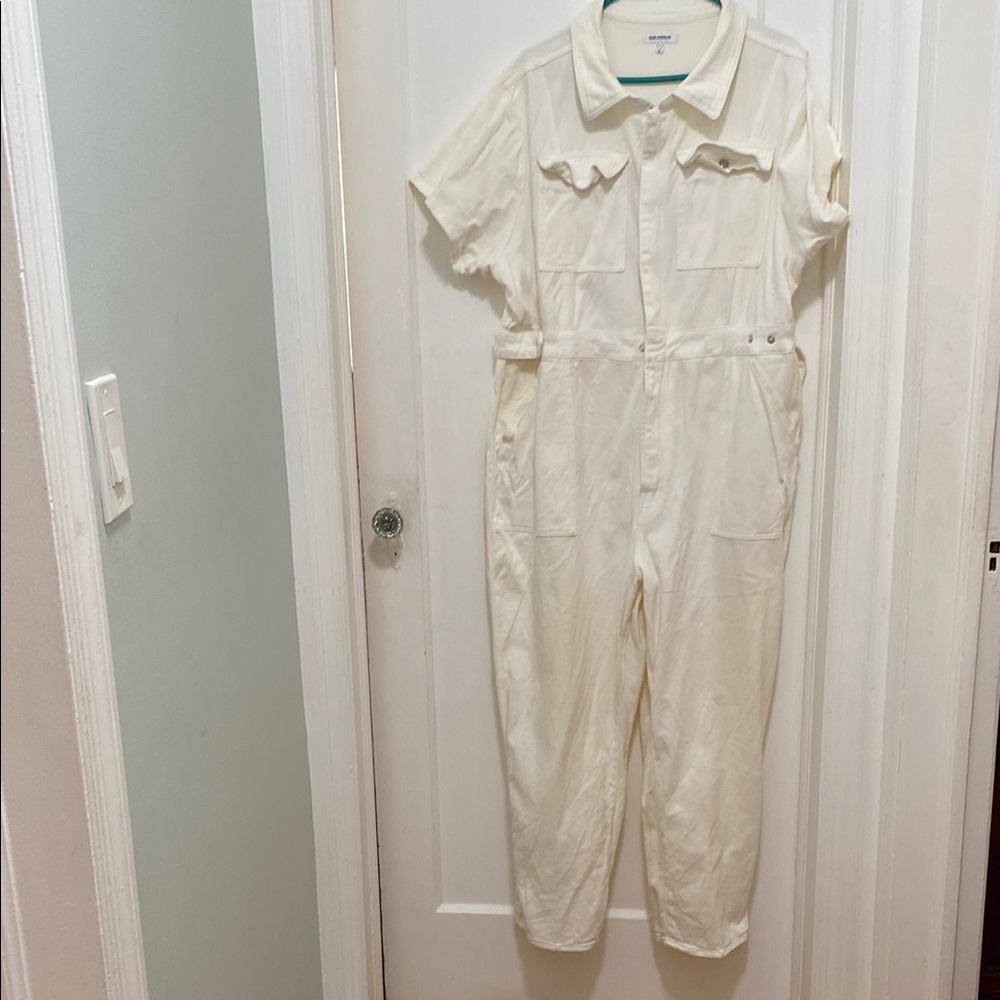 Good American Off-White Short Sleeve Jumpsuit